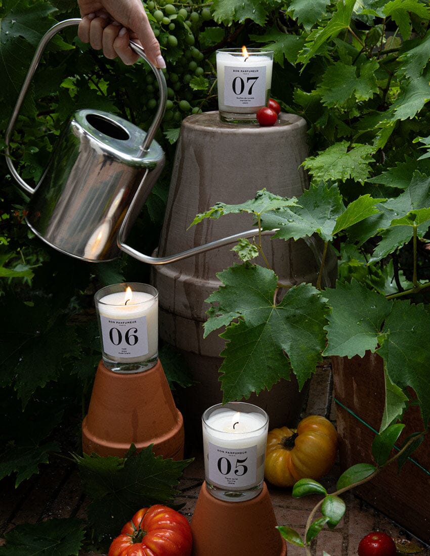Small Candle 06 with Rose, Yuzu and White Musk - gwp - Image 3